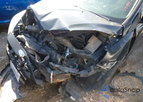 2015 Ford Focus Se z USA, uszkodzony, nr VIN 1FADP3K2XFL263655